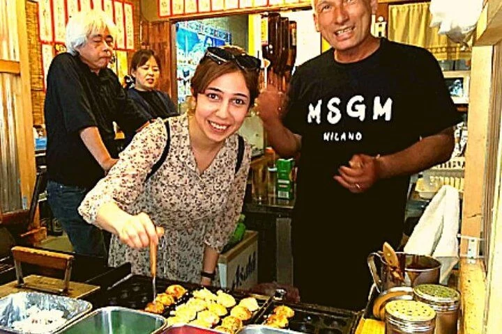 오사카 음식 투어: 5곳 맛집, 15가지 메뉴와 3가지 음료 심층 후기 오사카 음식 투어: 5곳 맛집, 15가지 메뉴와 3가지 음료 심층 후기
